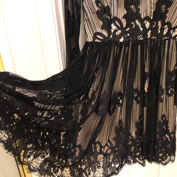 Kevin Howard Marque elegant evening dress, Size 2. - Picture 5 of 8